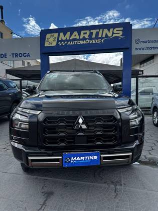 MITSUBISHI TRITON 2.4 BITURBO DIESEL CD KATANA 4X4 AUTOMÁTICO MITSUBISHI TRITON 2.4 BITURBO DIESEL CD KATANA 4X4 AUTOMÁTICO